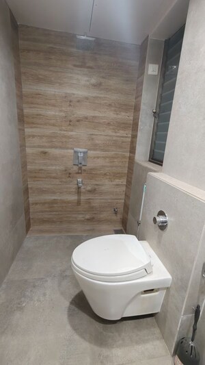Bathroom in 1.5 BHK Apartment at Lady Ratan Tower, Worli – for Rent