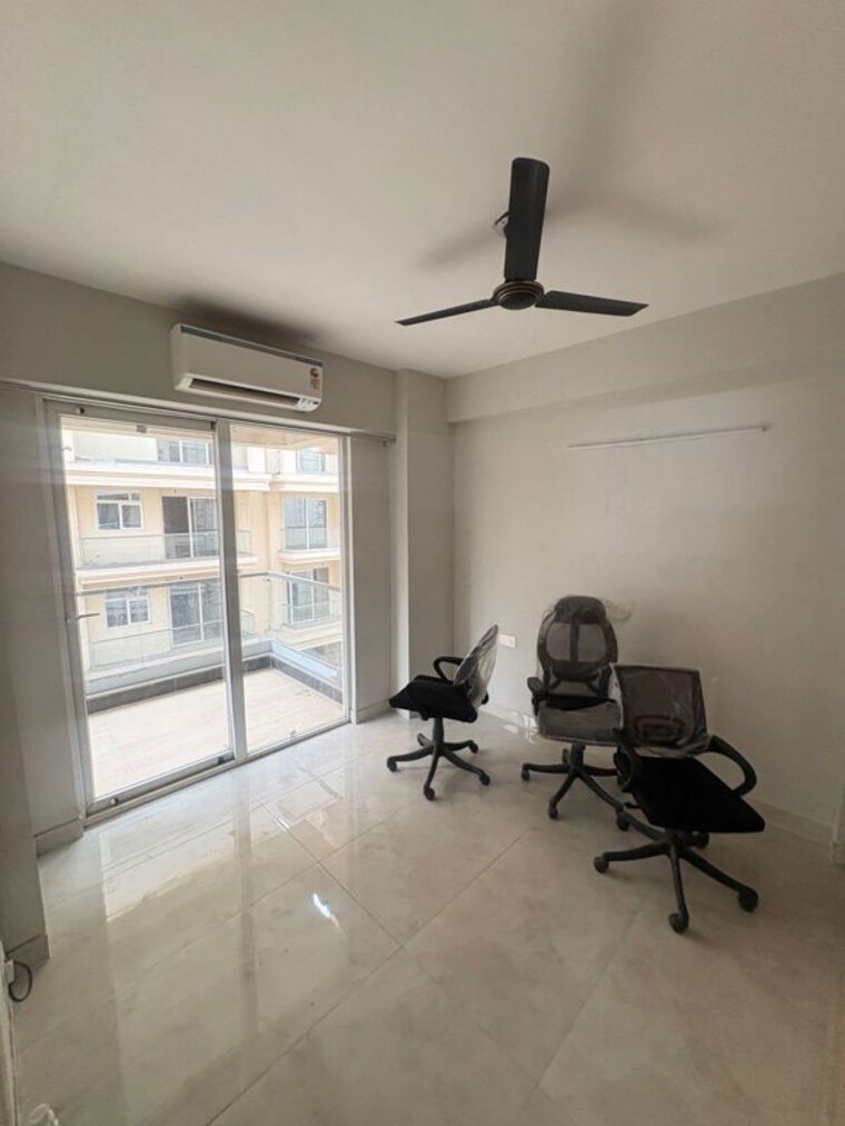 Room, signature-global-city 3 Bedroom 1800 Sq.Ft. Apartment In Sector 37d Gurgaon 10454728