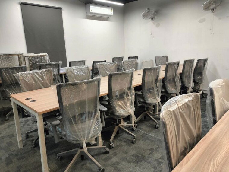 Team Area, sector 2 Commercial Office Space 2000 Sq.Ft. In Sector 2 Noida 10454731