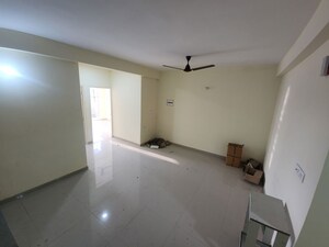 Room in 2 BHK Apartment at Pyramid Midtown, Sector 59 – for Rent