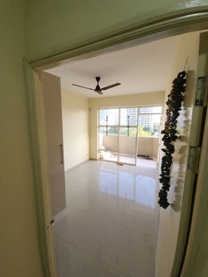 Room in 2 BHK Apartment at Pyramid Midtown, Sector 59 – for Rent