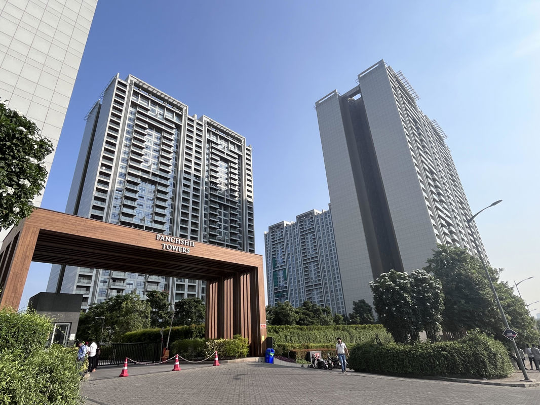 3.5 BHK + Store Room 3000 Sq.Ft. Apartment in Panchshil Towers
