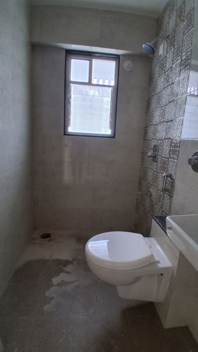 Bathroom, parulekarkale-sushila 2 Bedroom 800 Sq.Ft. Apartment In Dhayari Pune 10454785