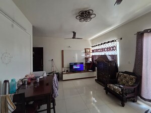 2 BHK Apartment For Rent in Godrej Avenues, Yelahanka