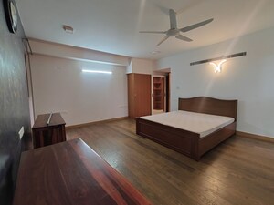 Room in 4 BHK Apartment at High Grounds – for Rent