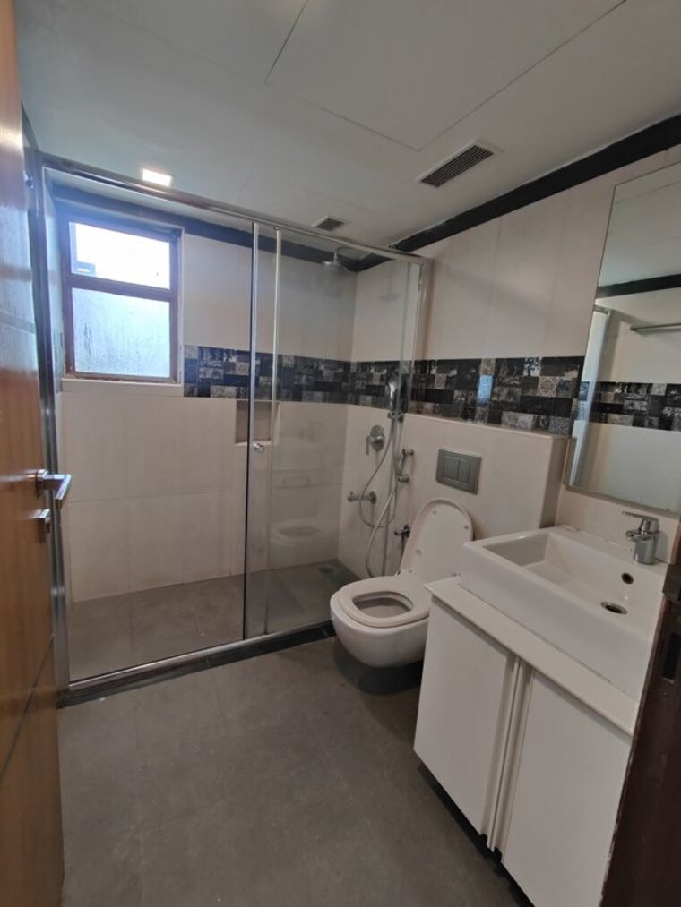 Washroom, high grounds 4 Bedroom 4350 Sq.Ft. Apartment In High Grounds Bangalore 10454817