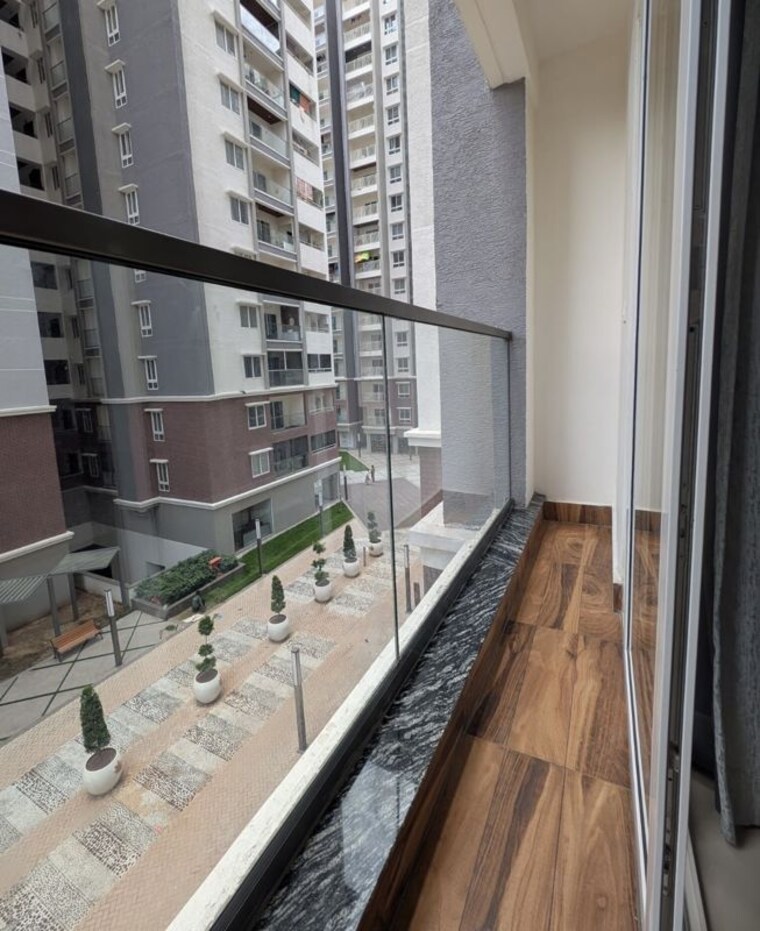 Balcony, sumadhura-horizon 3 Bedroom 2500 Sq.Ft. Apartment In Kondapur Hyderabad 10454806