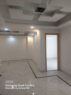 Building Lobby in 3 BHK Builder Floor at Sector 107 – for Sale