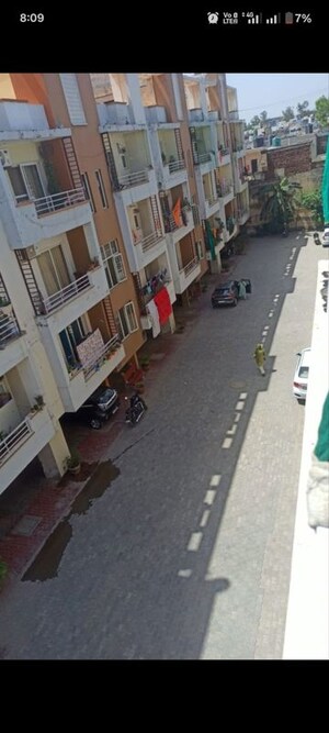 Parking in 3 BHK Builder Floor at Preet Colony – for Sale