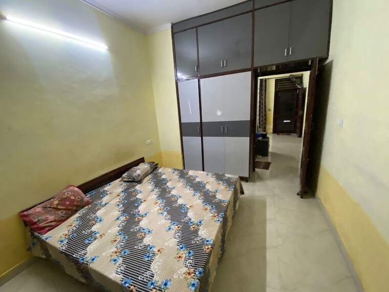 Bedroom, preet colony 3 Bedroom 1350 Sq.Ft. Builder Floor In Preet Colony Zirakpur 10454851
