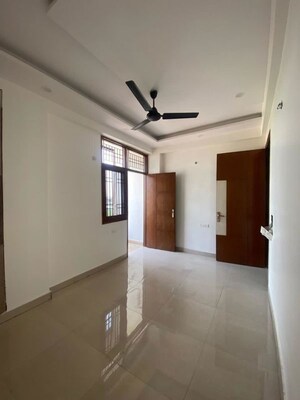 Room in 2 BHK Builder Floor at Divya Angels, Indrapuram – for Rent