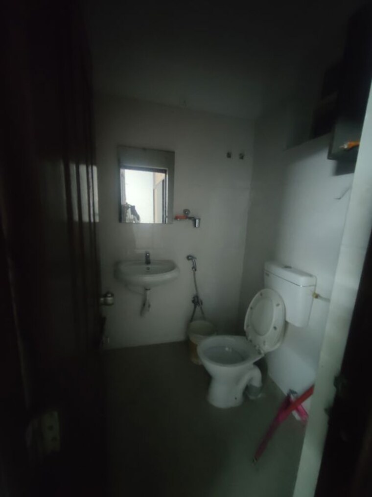 Bathroom, aakriti-trimula-home 3 Bedroom 2000 Sq.Ft. Villa In Bowenpally Hyderabad 10454859