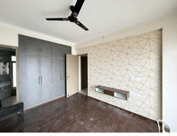 2 BHK 865 Sq.Ft. Apartment in Pareena Micasa