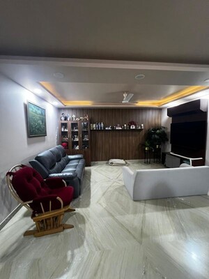 Living Room in 2 BHK Builder Floor at Sector 43 – for Rent