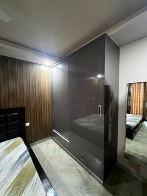 Living Room in 2 BHK Builder Floor at Sector 43 – for Rent