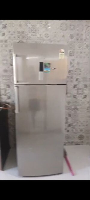 Dining area in 2 BHK Apartment at Madhu Vasan Apartment, Vile Parle East – for Rent