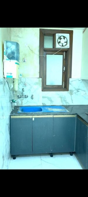 Kitchen in 2 BHK Builder Floor at Jawahar Nagar – for Rent