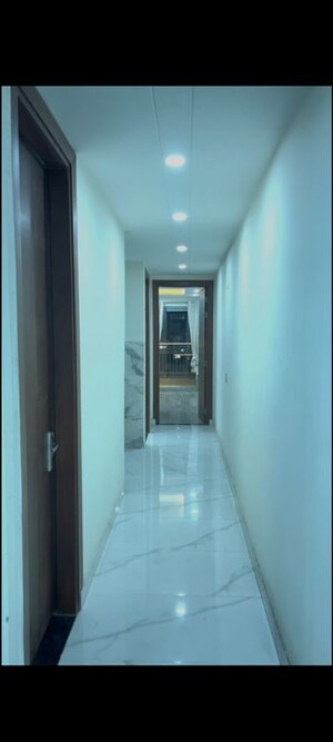 Building Lobby in 2 BHK Builder Floor at Jawahar Nagar – for Rent
