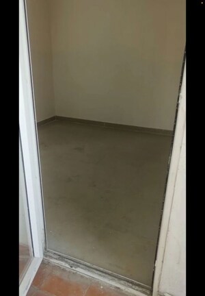 Room in 3 BHK Apartment at Conscient Habitat 102, Sector 102 – for Sale