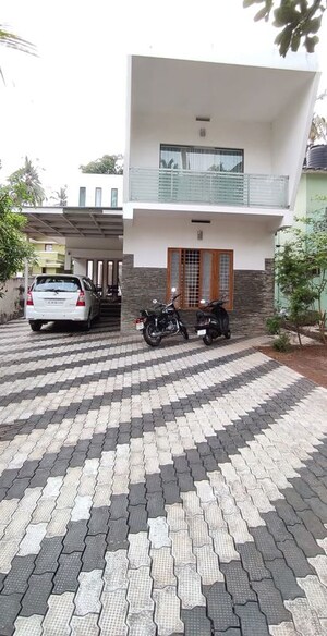 4 BHK Independent House For Sale in Kuriachira
