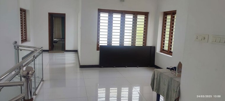 Room, kuriachira 4 Bedroom 3100 Sq.Ft. Independent House In Kuriachira Thrissur 10454937