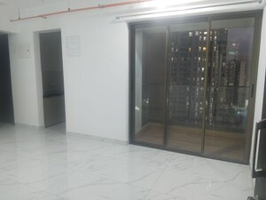 Room in 2 BHK Apartment at Raymond Realty Phase II, Pokhran Road No Two – for Rent