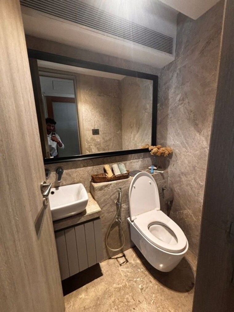 Bathroom, best-complex-andheri-west 2 Bedroom 1000 Sq.Ft. Apartment In Andheri West Mumbai 10454943