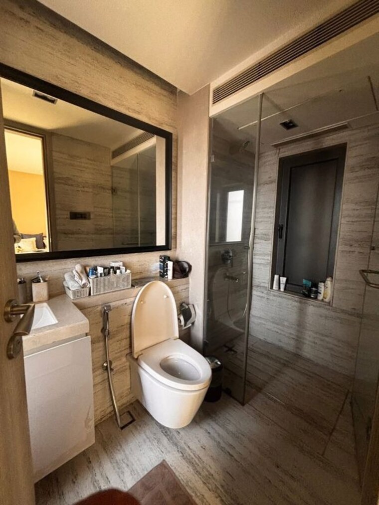 Bathroom, best-complex-andheri-west 2 Bedroom 1000 Sq.Ft. Apartment In Andheri West Mumbai 10454943