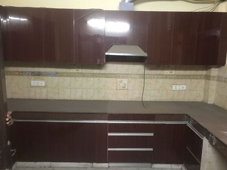 Kitchen, east of kailash 3 Bedroom 200 Sq.Yd. Villa In East Of Kailash Delhi 10454964