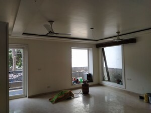 5 BHK Builder Floor For Rent in Model Town