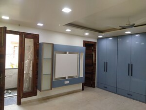 Master Bedroom in 5 BHK Builder Floor at Model Town – for Rent