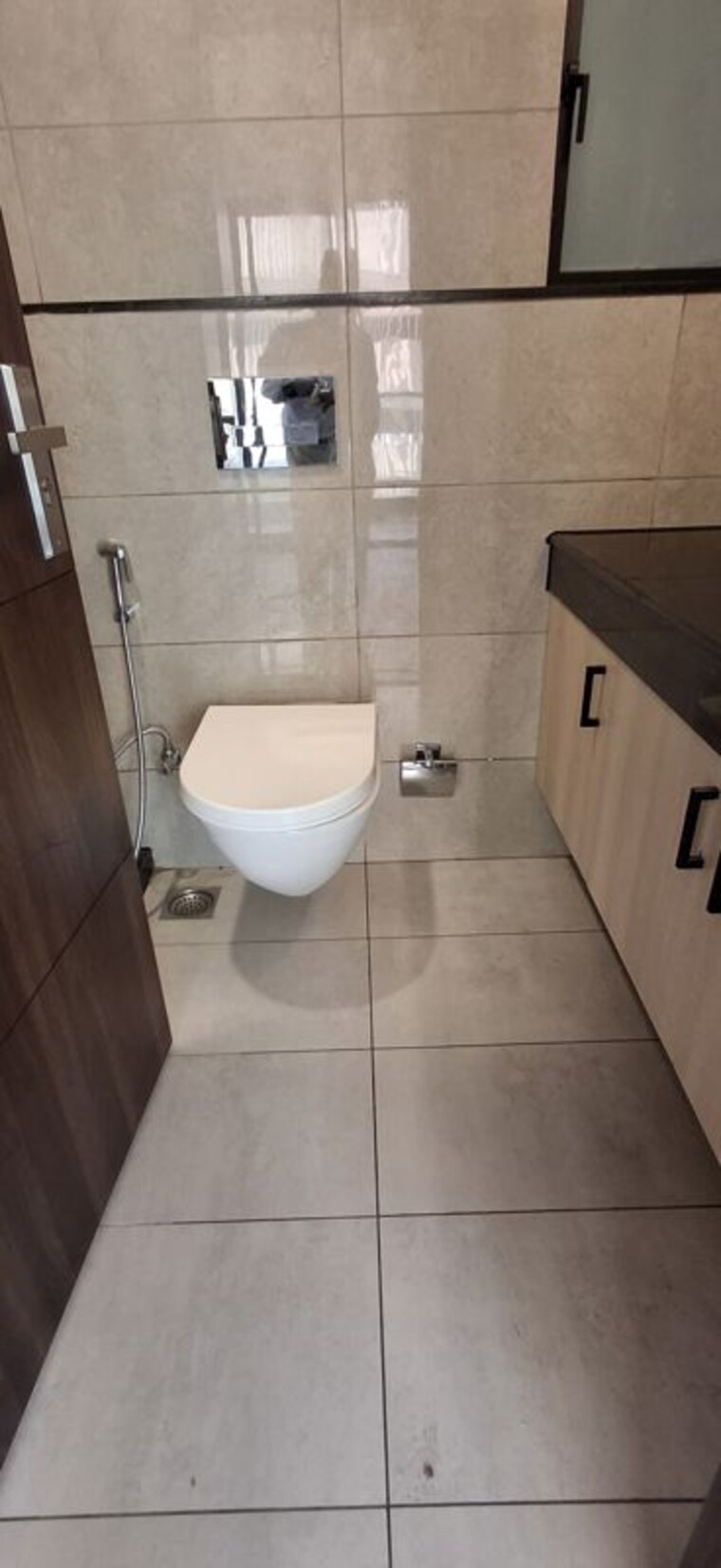 Bathroom, krisumi-waterfall-residences 3 Bedroom 1956 Sq.Ft. Apartment In Sector 36a Gurgaon 10454967