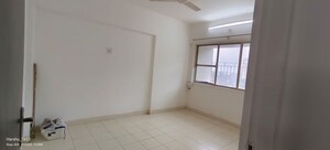 Room in 2 BHK Apartment at Llyod Estate, Wadala – for Rent