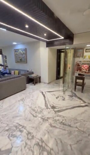 Bedroom in 5 BHK Apartment at Jeevan Vihar Building, Malabar Hill – for Rent
