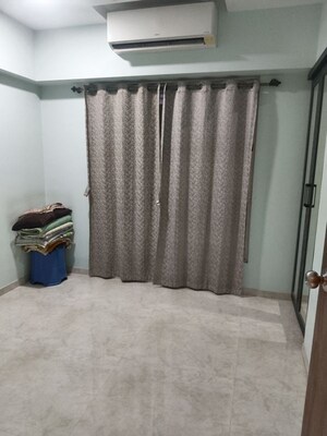 Bedroom in 2 BHK Apartment at Lodha Amara New Tower, Kolshet Road – for Rent