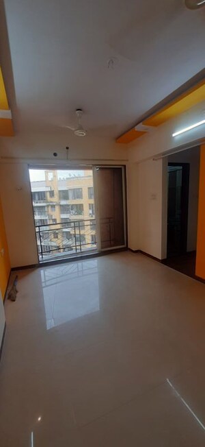 Room in 1 BHK Apartment at Sonata Apartments, Malad West – for Rent
