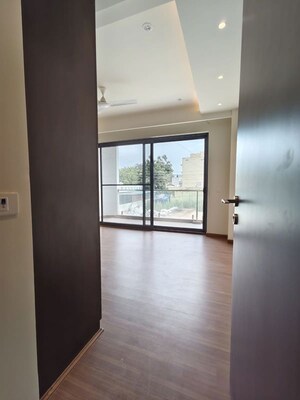 Room in 4 BHK Apartment at Conscient Heritage Max II, Sector 102 – for Rent