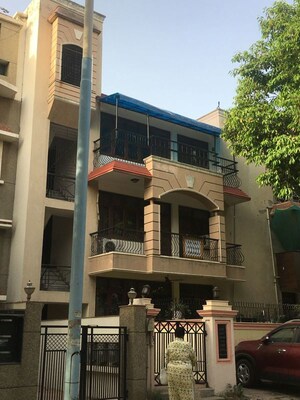 3 BHK Builder Floor For Sale in Suncity