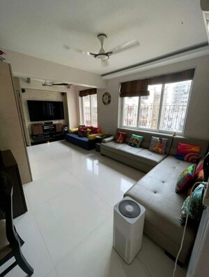 Team Area in 1 BHK Apartment at Lady Ratan Tower, Worli – for Rent