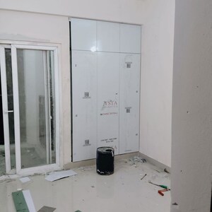 Bathroom in 3 BHK Apartment at Amrapali Ivory Heights, Amrapali Dream Valley – for Rent