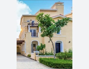 4 BHK Apartment For Rent in BPTP Amstoria Country Floor, Sector 102