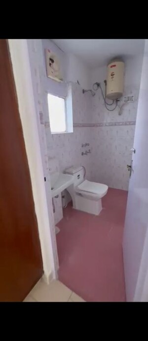 Bathroom in 3 BHK Apartment at Maple Heights, Sector 43 – for Sale