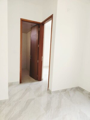 Room in 2 BHK Apartment at Concorde Auriga, Kr Puram – for Rent
