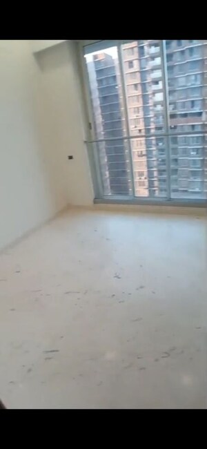 Study Room in 2.5 BHK Apartment at Ekta Tripolis, Goregaon West – for Rent