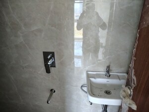 Bathroom in 1 BHK Apartment at Newyork Ranbir Heights, Andheri East – for Rent