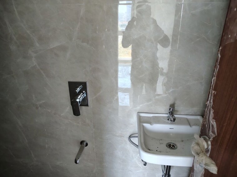 Bathroom, newyork-ranbir-heights 1 Bedroom 463 Sq.Ft. Apartment In Andheri East Mumbai 10455161