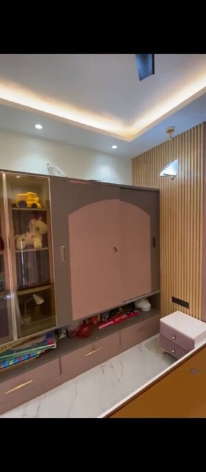Furnished Amenities in 3.5 BHK Villa at Vatika Crossover, Sector 82a – for Sale