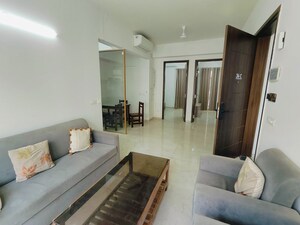 2 BHK Apartment For Rent in Smart World Orchard, Sector 61