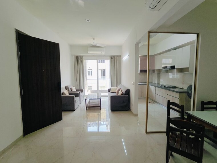 Living Room, smart-world-orchard 2 Bedroom 1150 Sq.Ft. Apartment In Sector 61 Gurgaon 10455204