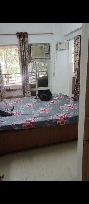 Bedroom in 1 RK Apartment at Central Park I, Sector 42 – for Sale